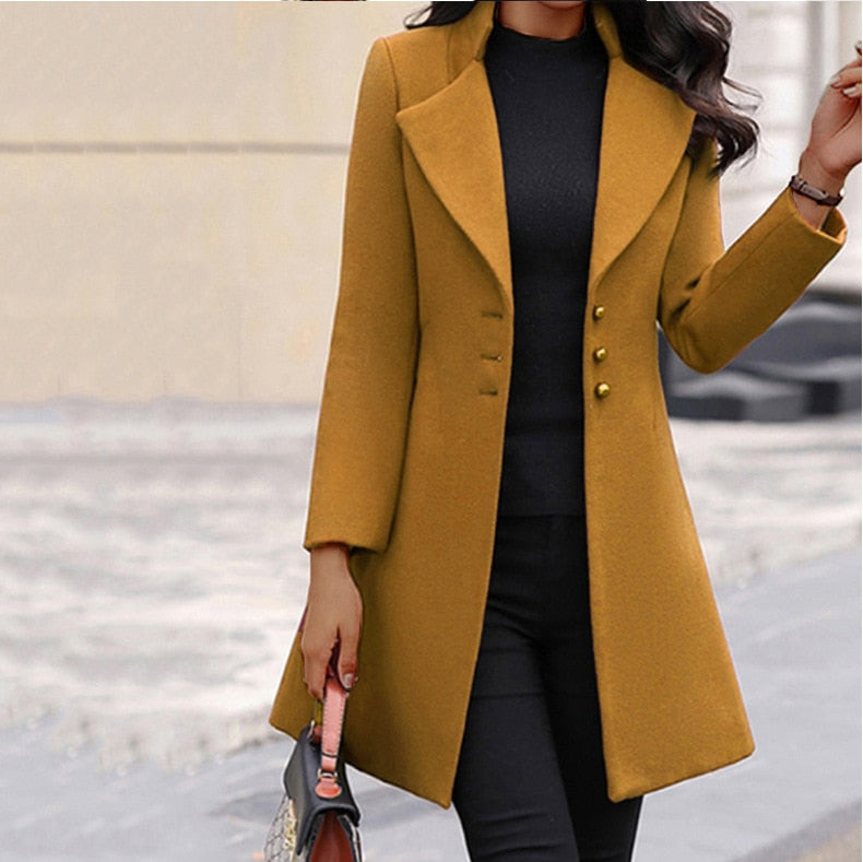 Dahlia - Sleek Buttoned Coat