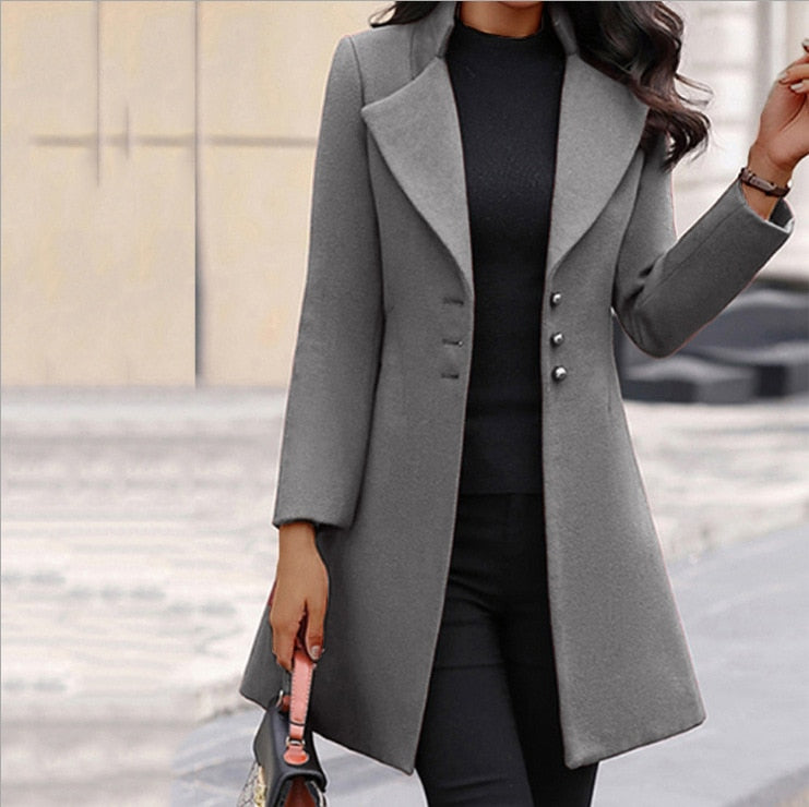 Dahlia - Sleek Buttoned Coat