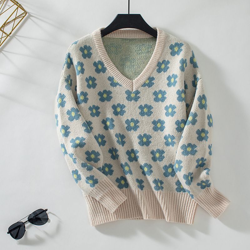 Evelyn - V-Neck Floral Knit Jumper