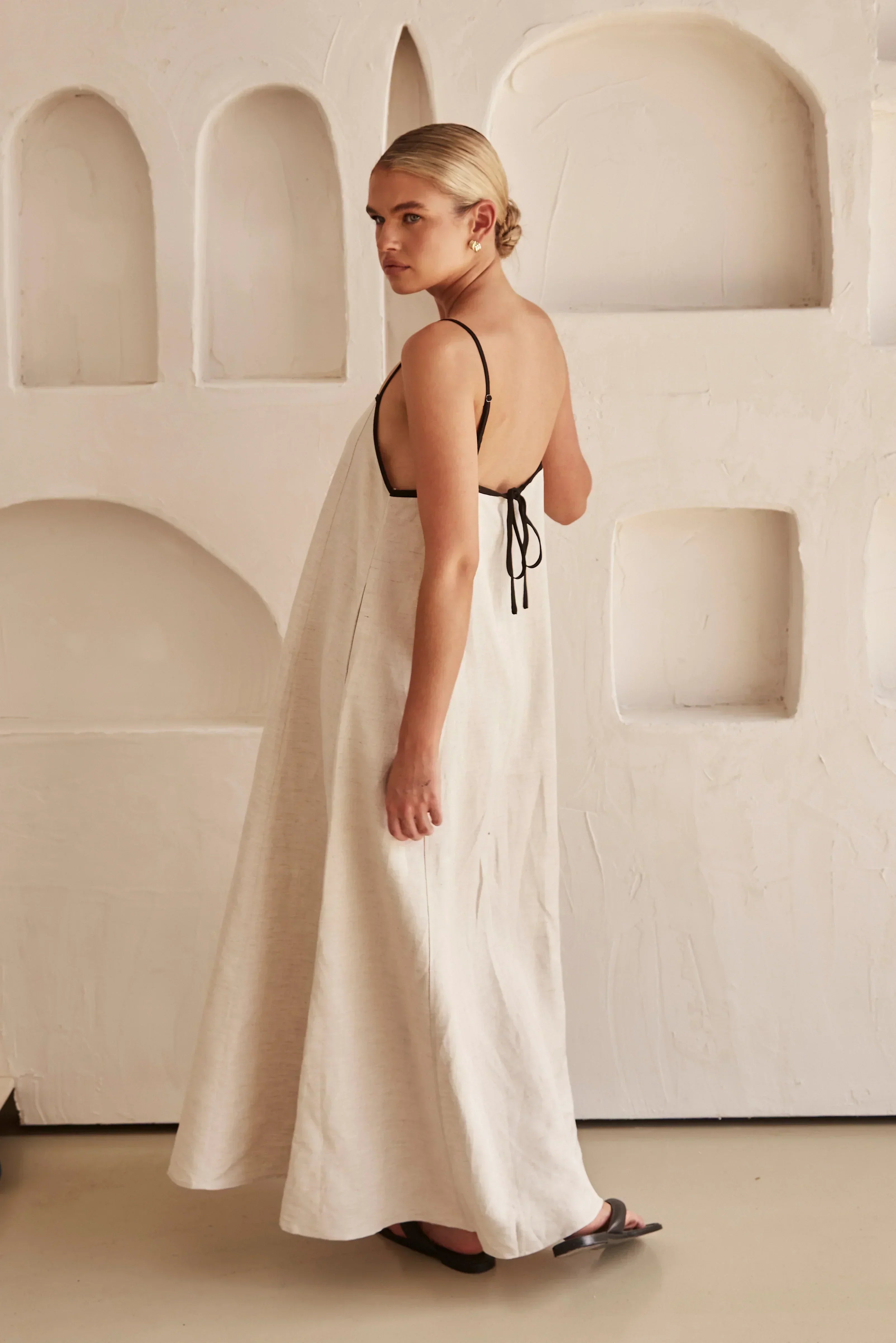 Floriana - Elegant Beige Cotton Maxi Dress Comfortable and Timeless