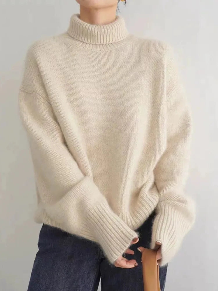 Bea - Cozy Turtleneck Sweater for Warmth