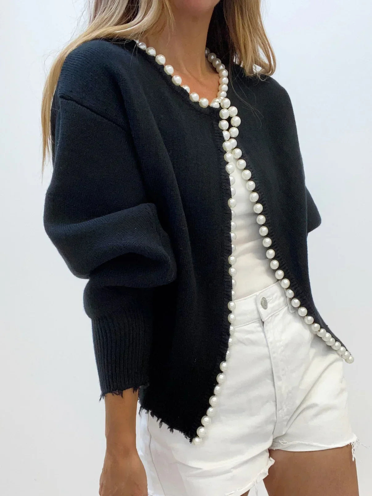 Grace - Pearl Cardigan Elegant and Timeless