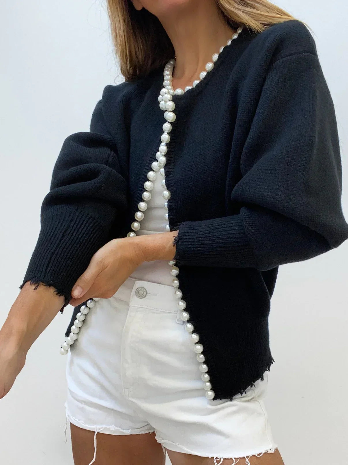 Grace - Pearl Cardigan Elegant and Timeless