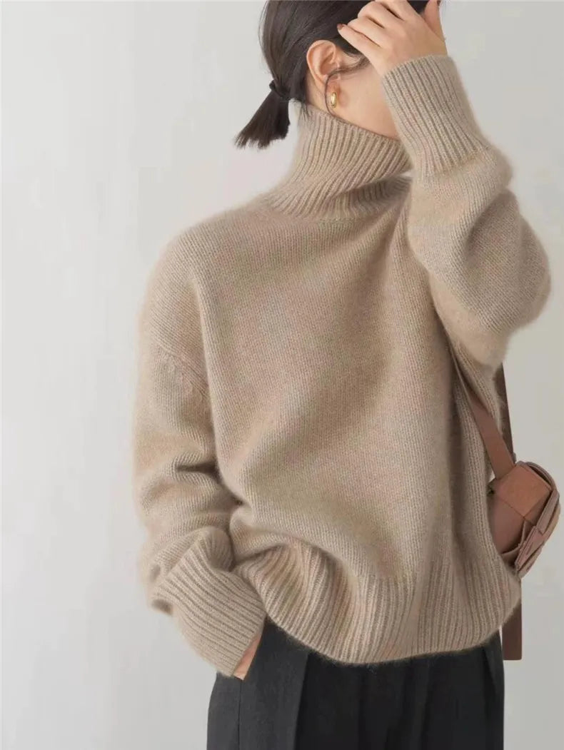 Bea - Cozy Turtleneck Sweater for Warmth