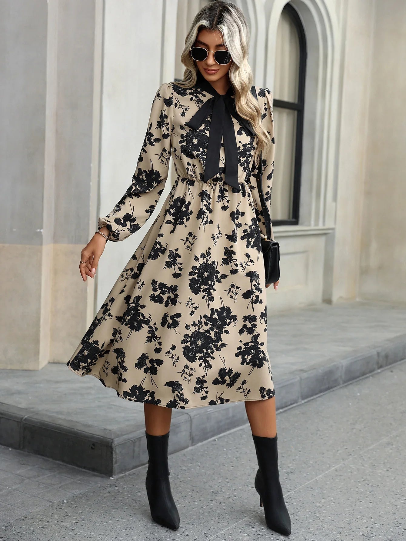 Lorraine - Bow-Tie Floral Print Dress Elegant and Timeless