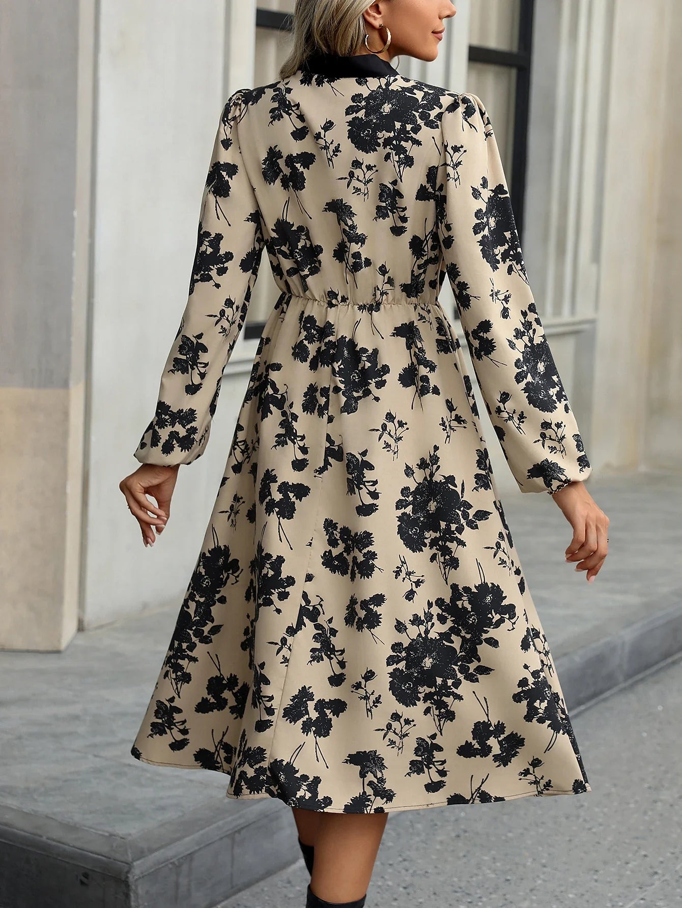 Lorraine - Bow-Tie Floral Print Dress Elegant and Timeless