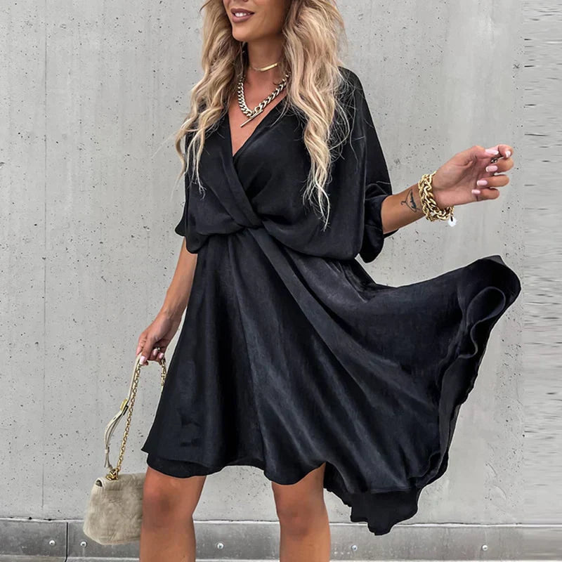 Stella - Chic Flowy Mini Dress