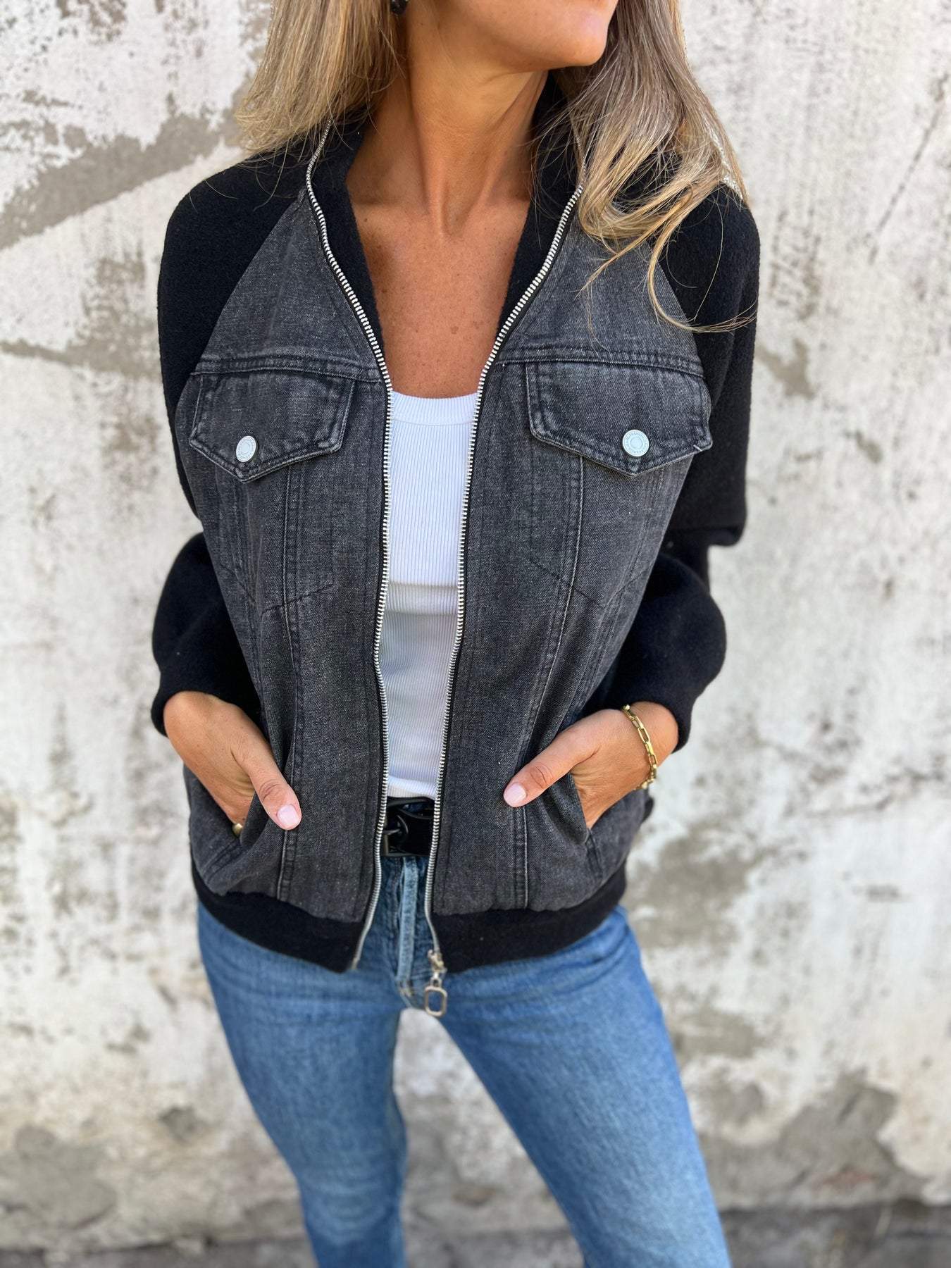 Sophia - Cozy Denim Bomber Jacket Stylish and Warm